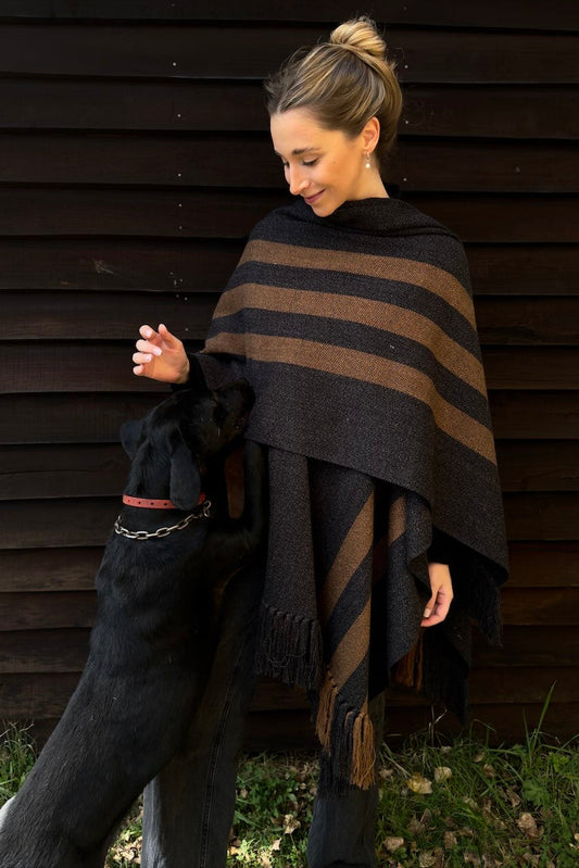 Ruana Marengo con lineas